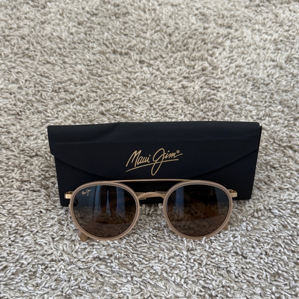 NWOT Maui Jim Women’s Round Sunglasses in Brown